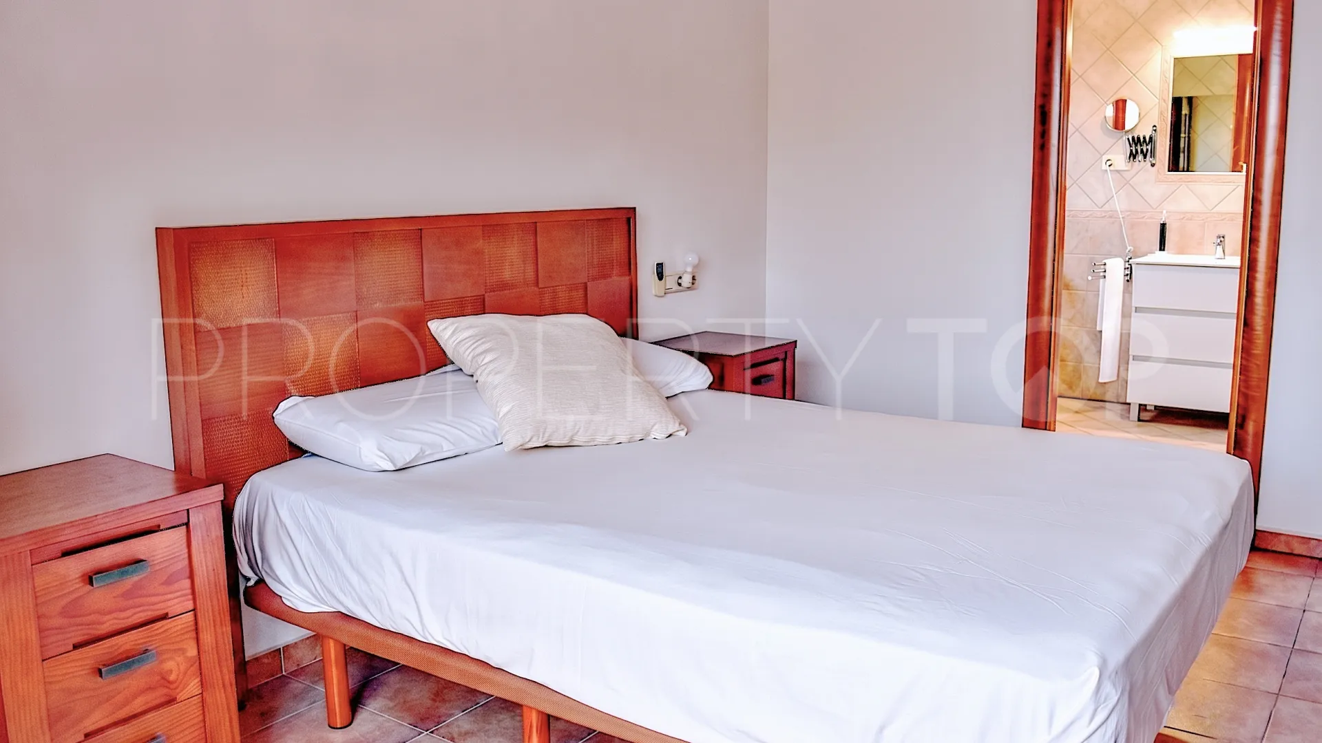 Villa con 3 dormitorios en venta en Benalmadena Centro