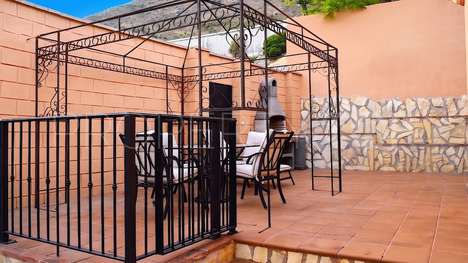 Villa con 3 dormitorios en venta en Benalmadena Centro