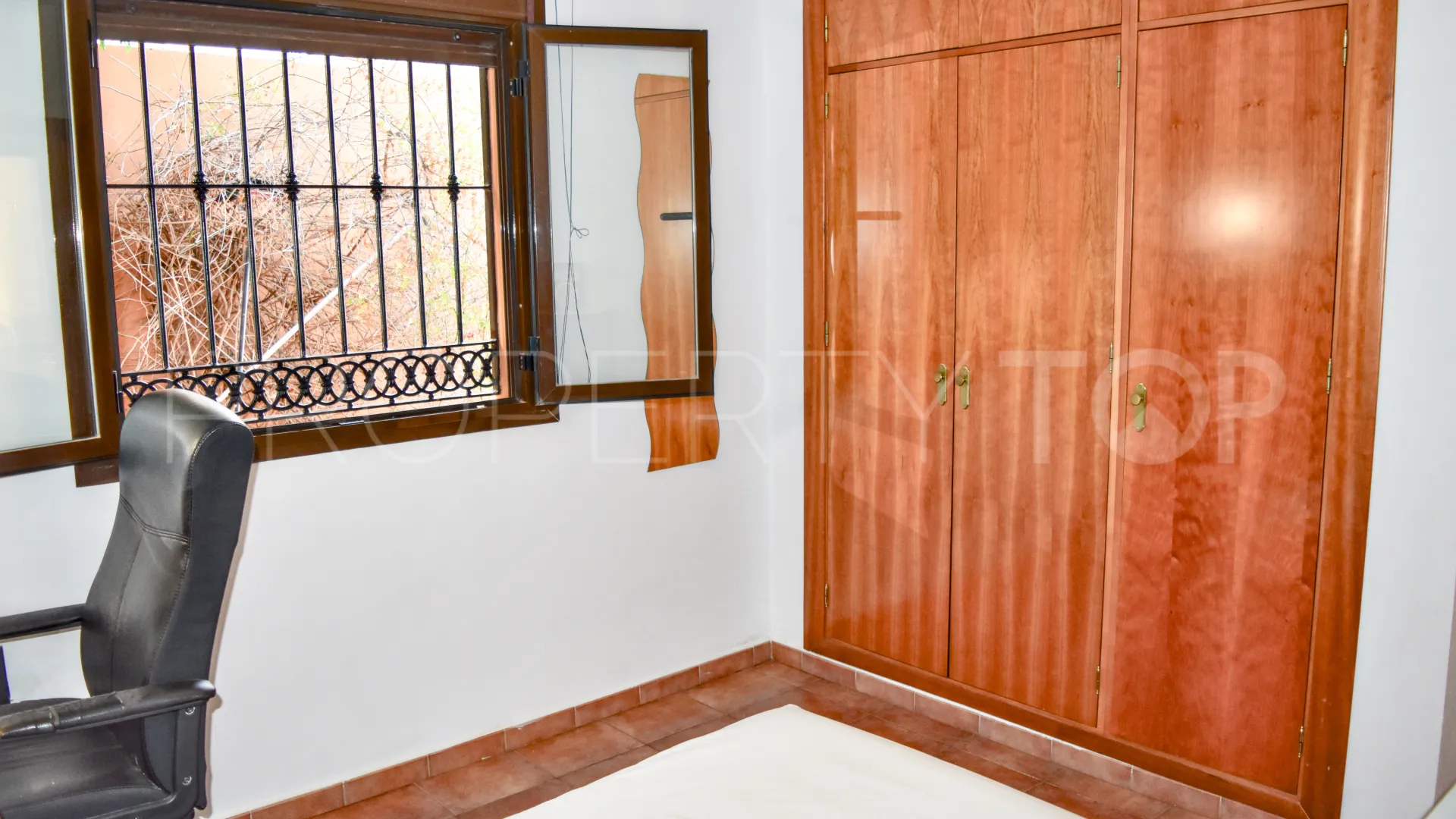 Villa con 3 dormitorios en venta en Benalmadena Centro