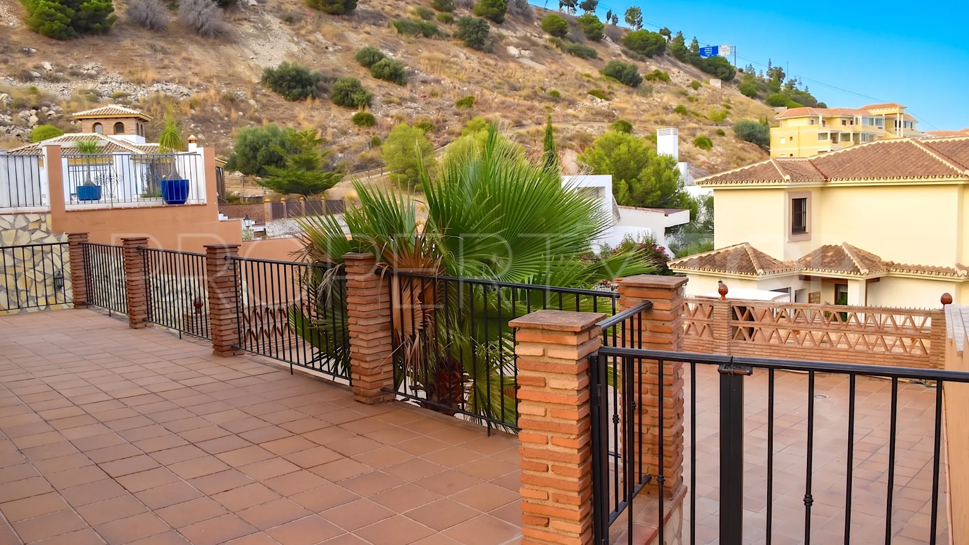 Villa con 3 dormitorios en venta en Benalmadena Centro