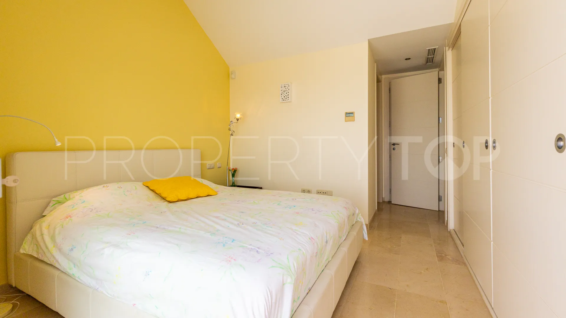For sale town house in La Cala Golf Resort with 3 bedrooms