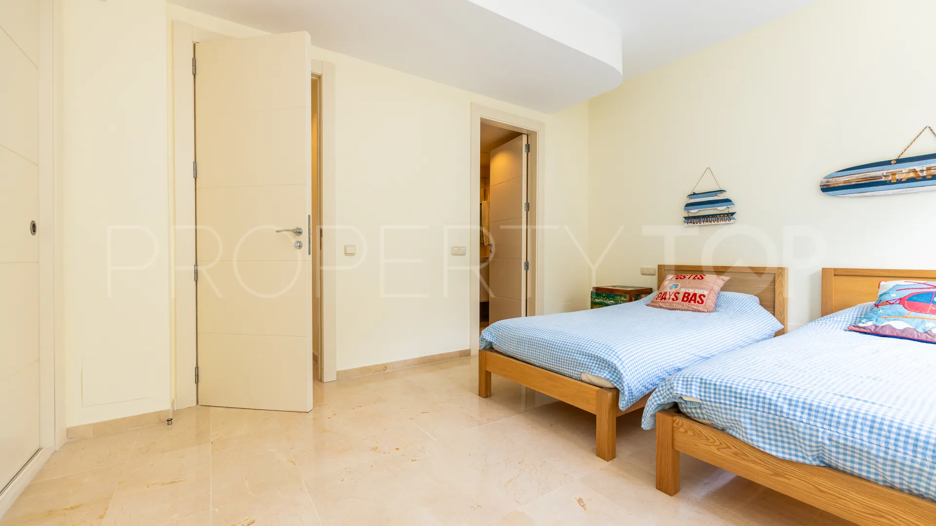 For sale town house in La Cala Golf Resort with 3 bedrooms