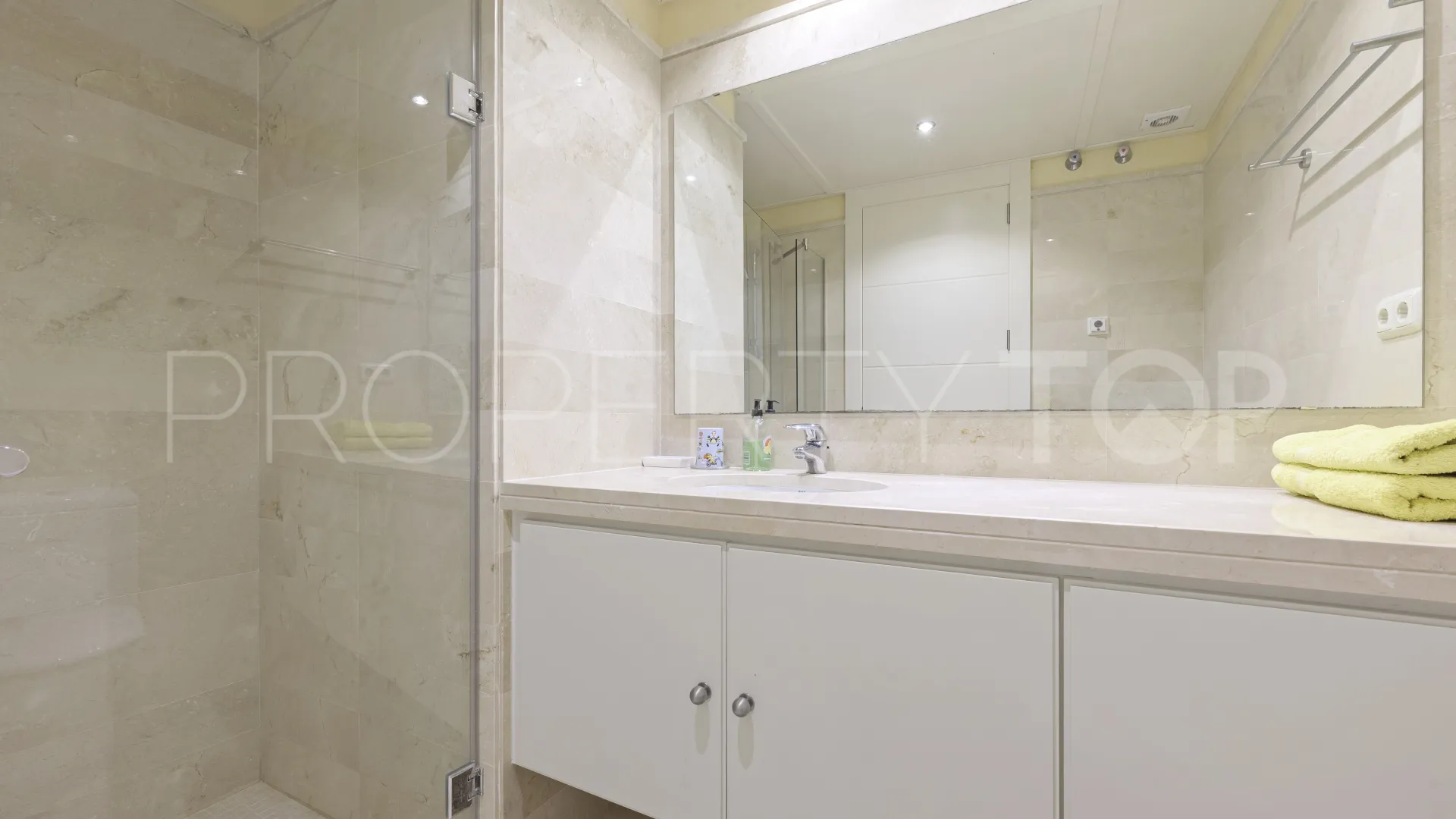 Adosado de 3 dormitorios a la venta en La Cala Golf Resort