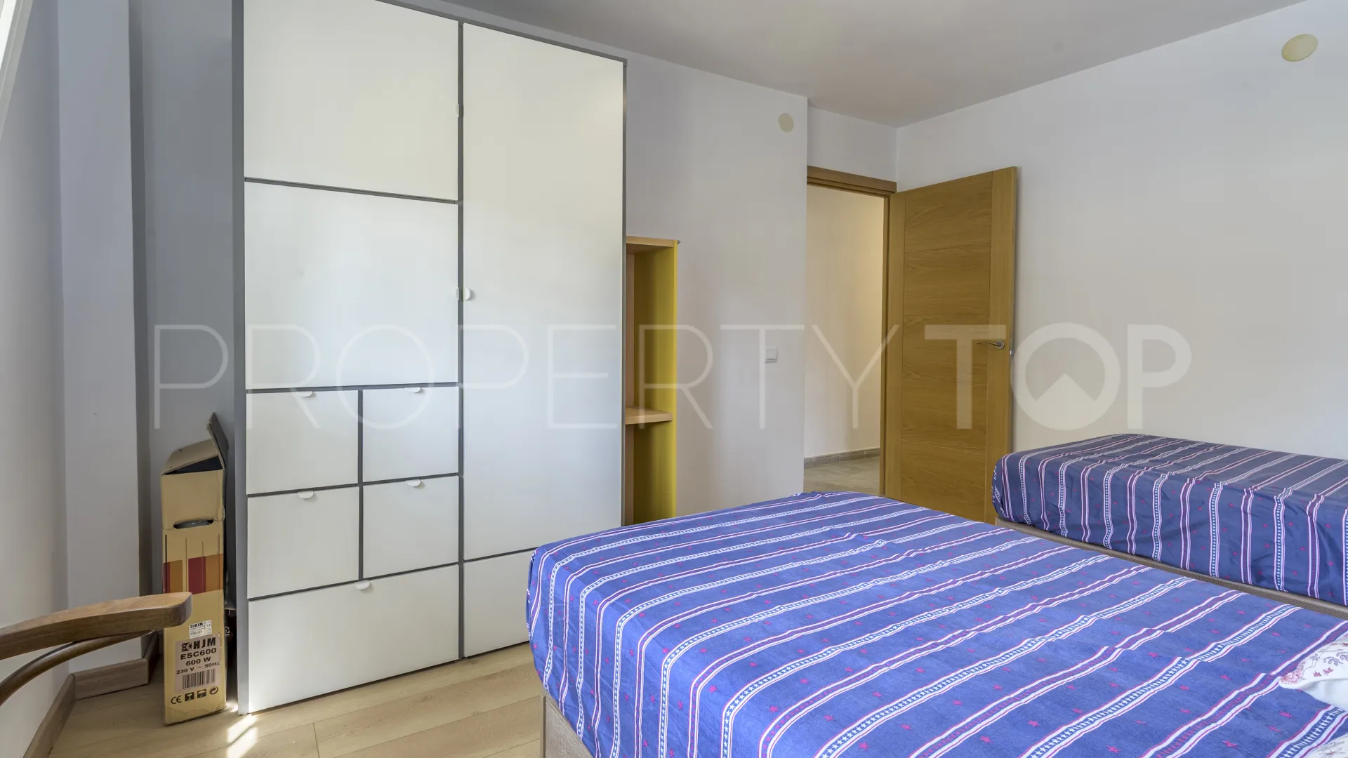 Apartamento de 3 dormitorios en venta en Torremolinos Centro