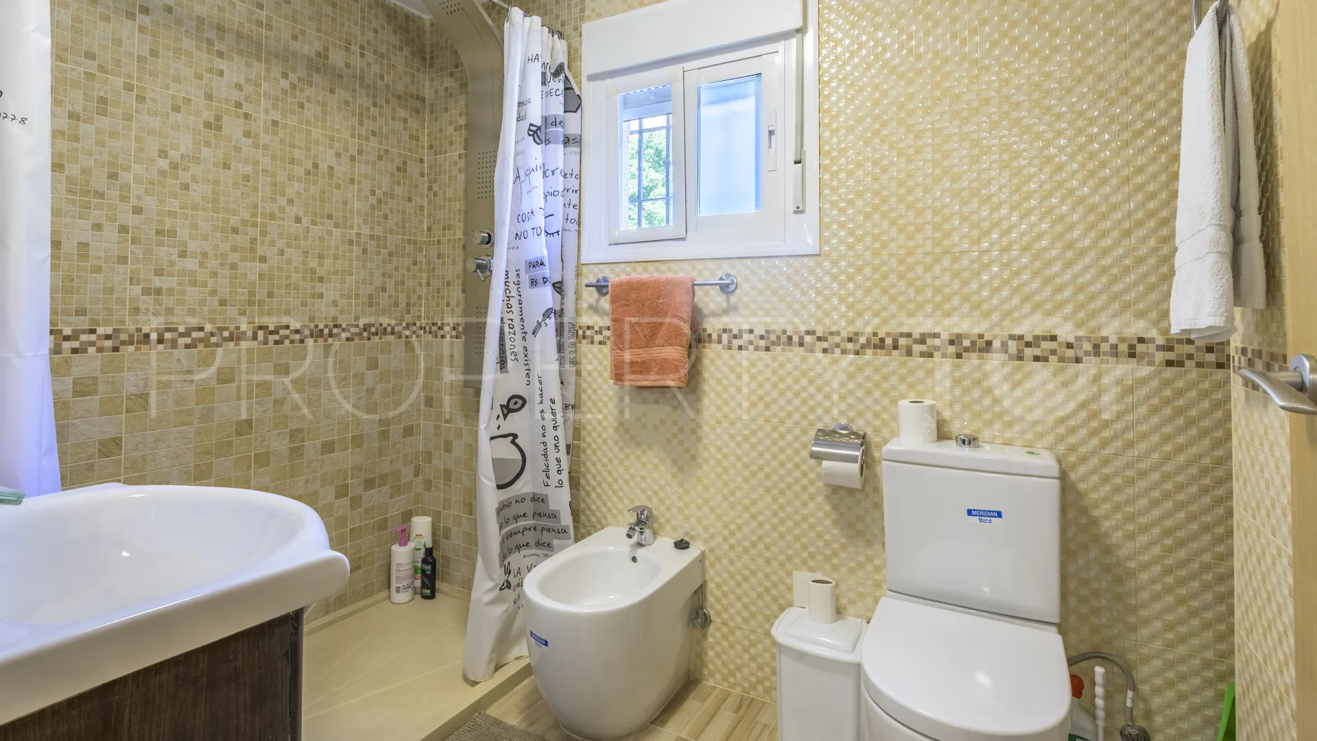 Apartamento de 3 dormitorios en venta en Torremolinos Centro