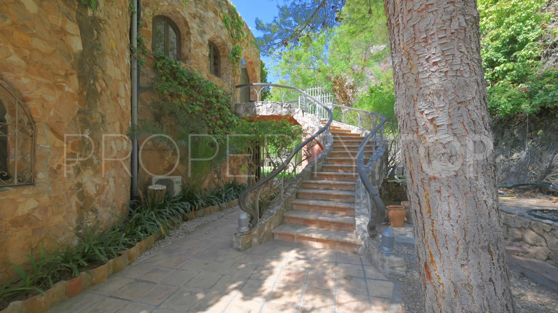 Villa with 6 bedrooms for sale in Mijas Pueblo