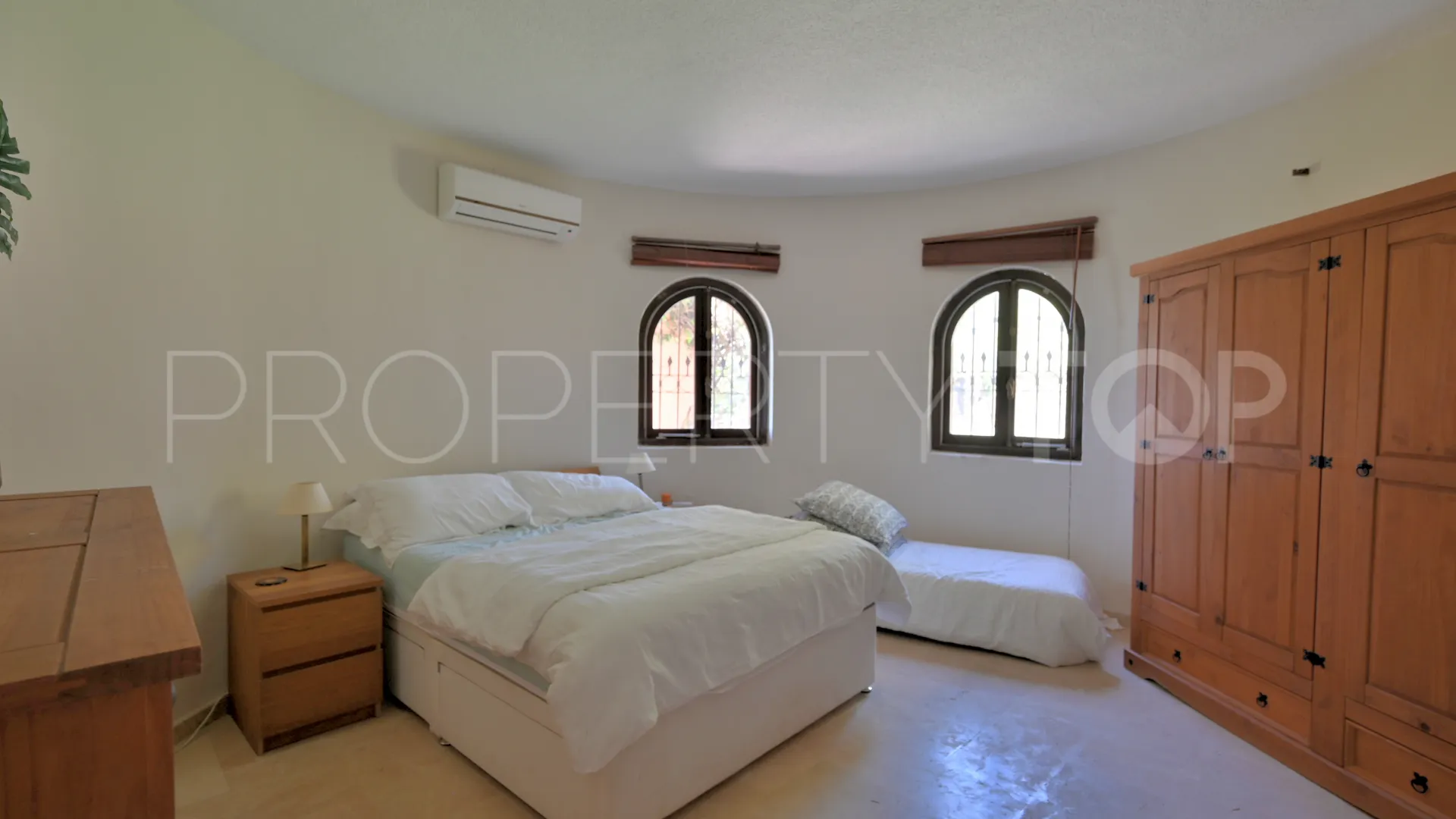 Villa with 6 bedrooms for sale in Mijas Pueblo