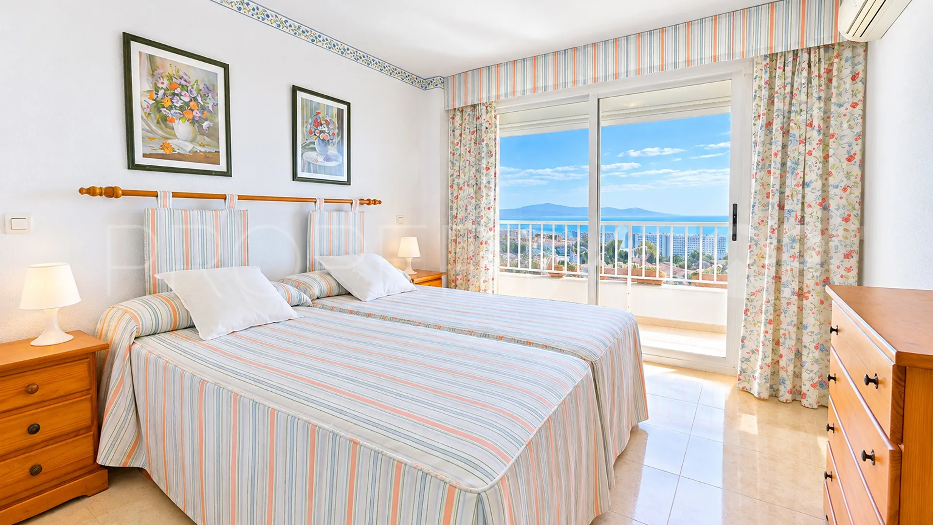 Apartamento con 1 dormitorio en venta en Benalmadena
