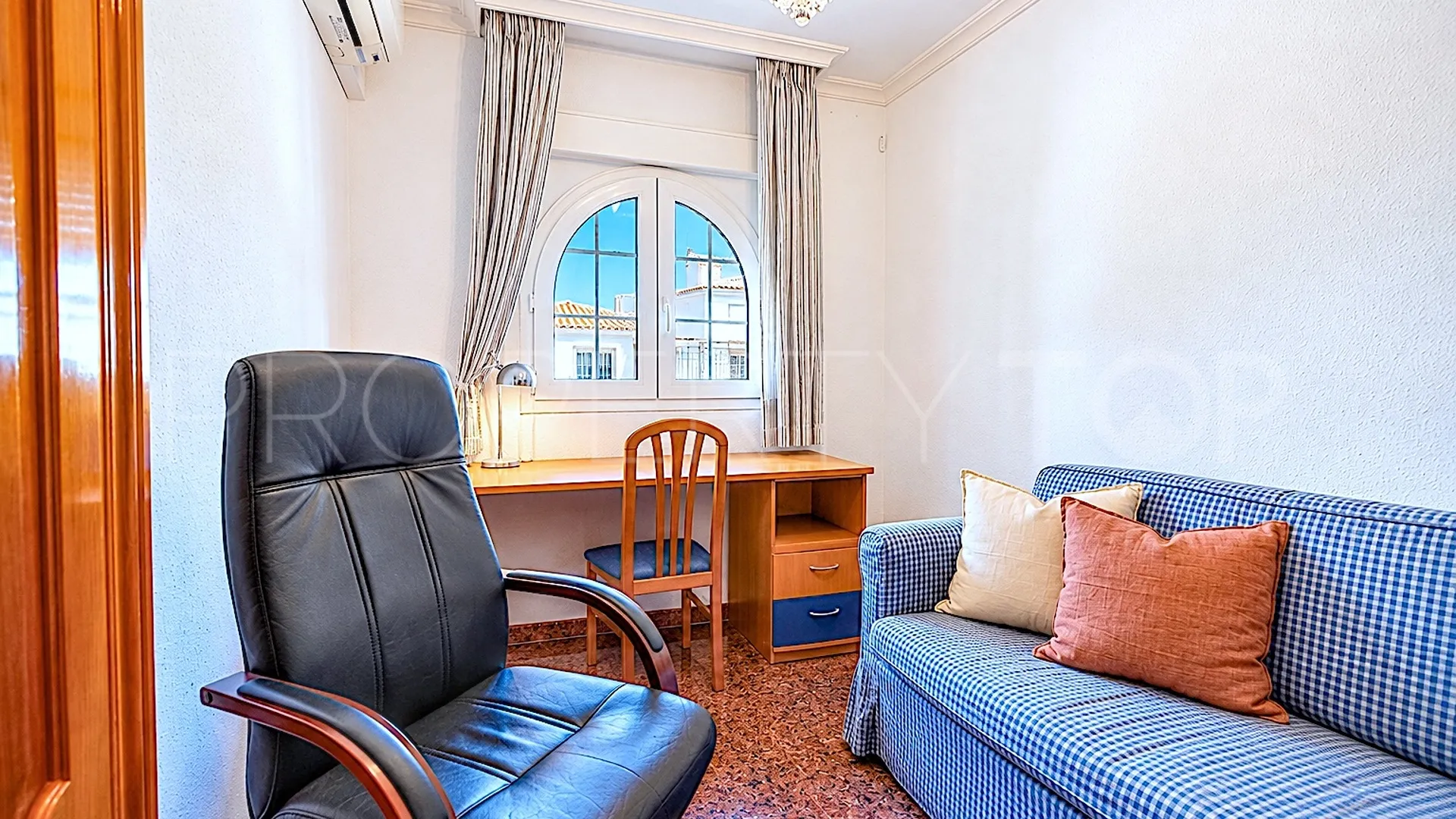 Casa en venta en Fuengirola con 5 dormitorios
