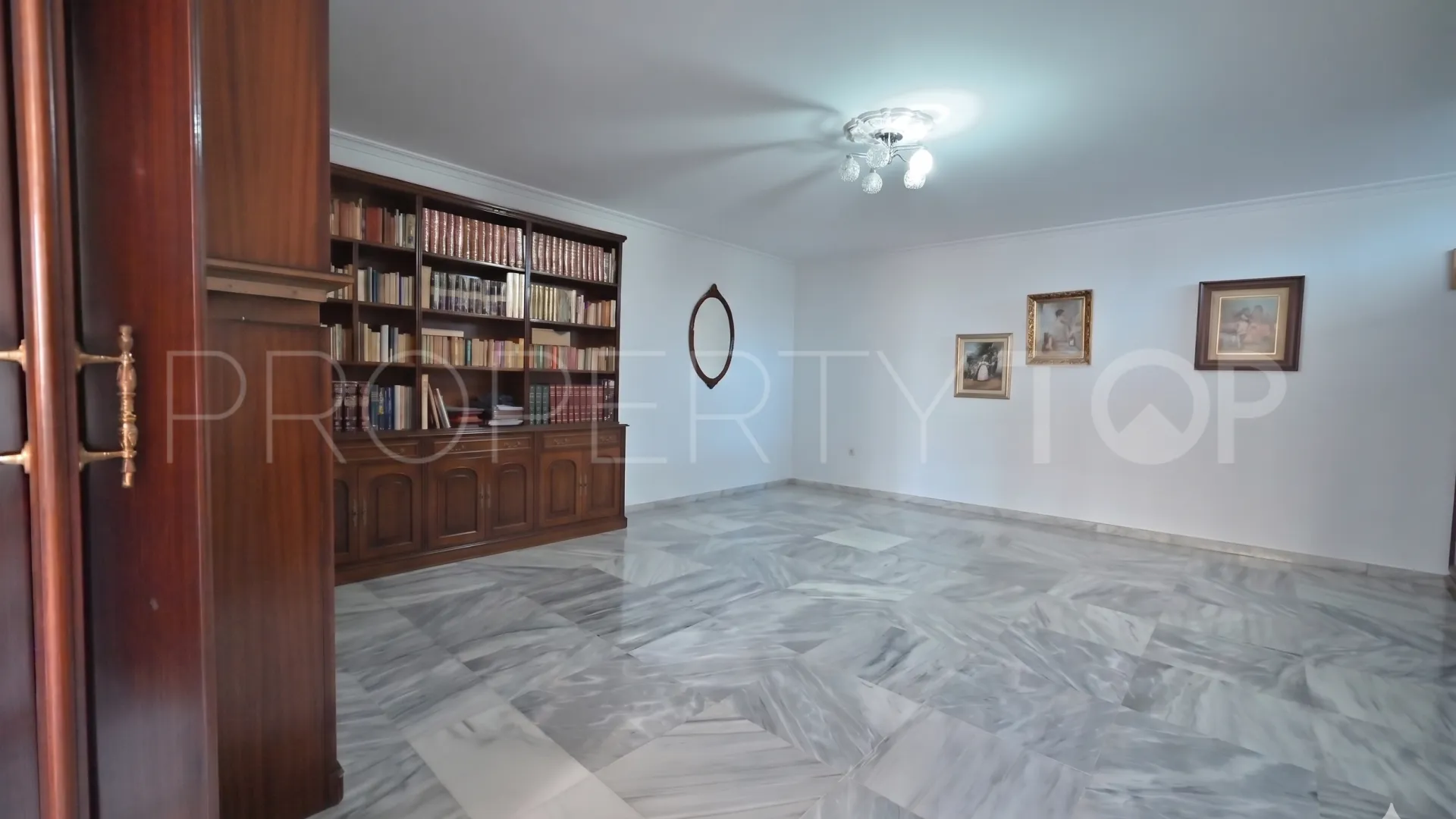 5 bedrooms house for sale in Fuengirola