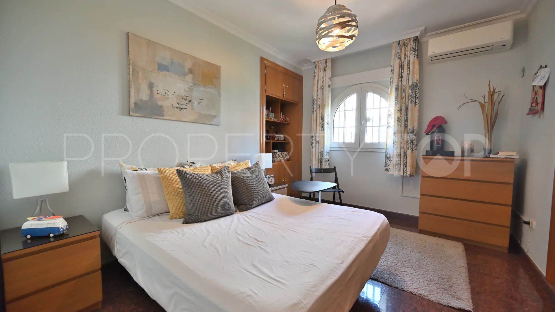 5 bedrooms house for sale in Fuengirola