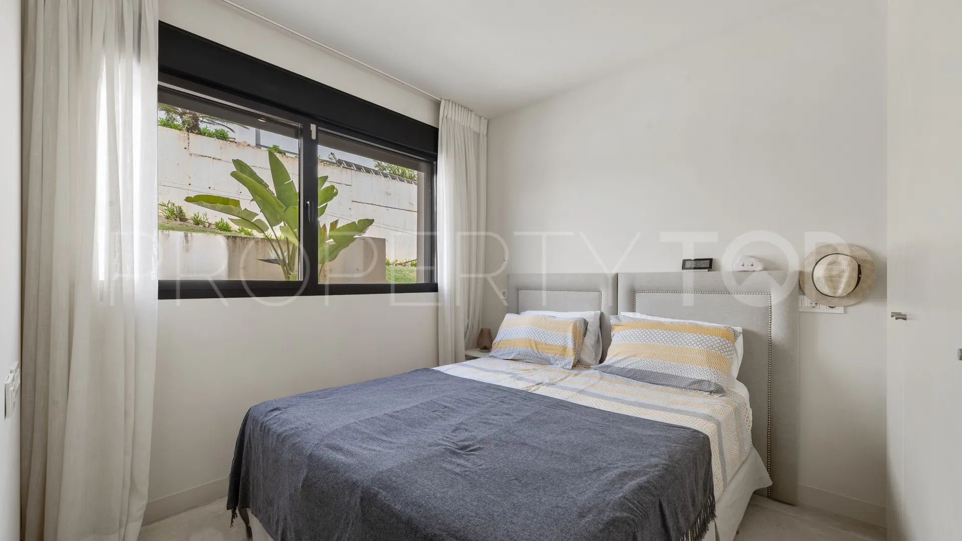 Cala de Mijas town house for sale