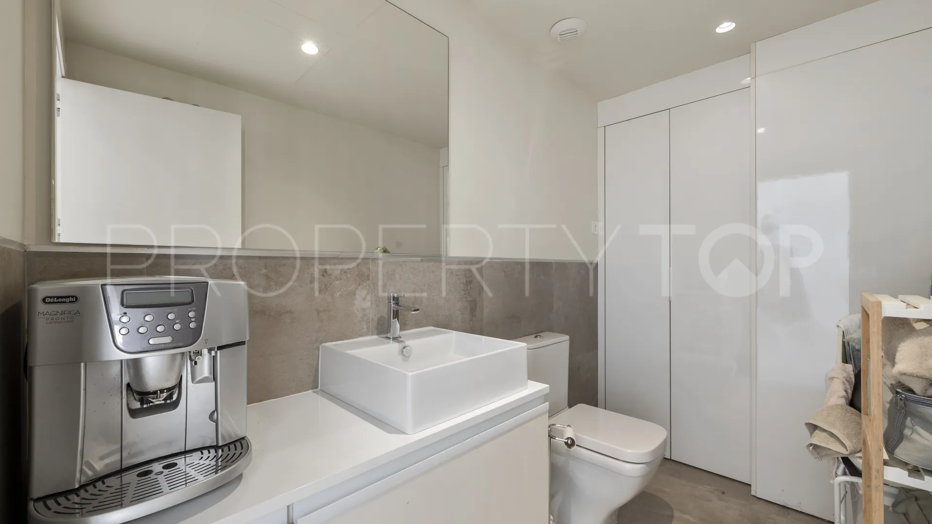 Cala de Mijas town house for sale