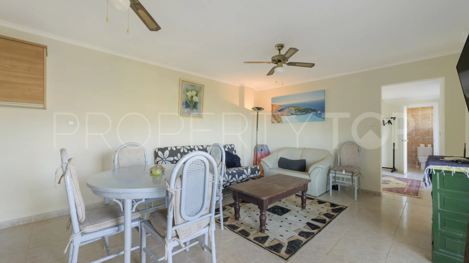 Sierrezuela 4 bedrooms villa for sale