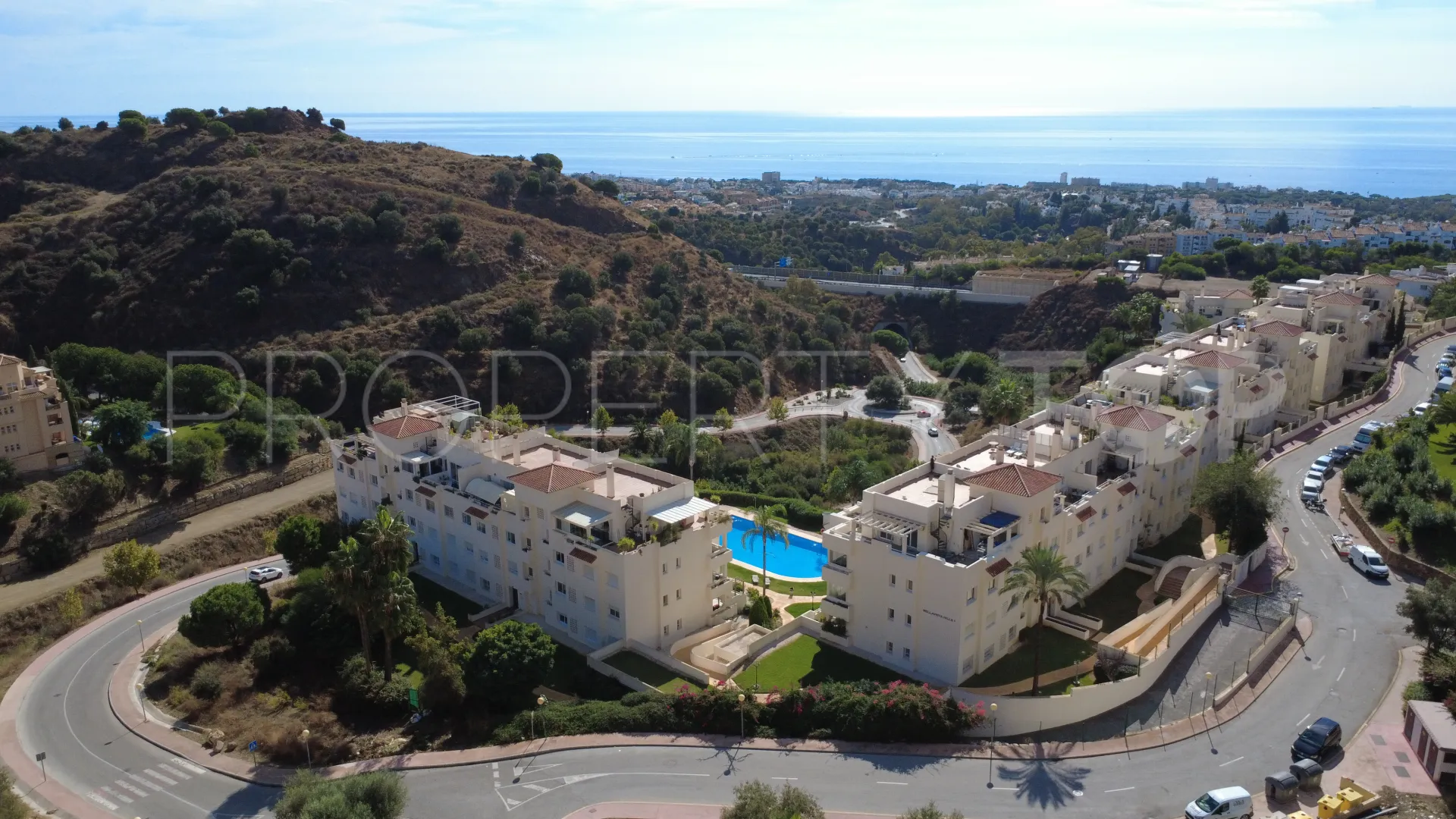 Penthouse with 2 bedrooms for sale in Calahonda