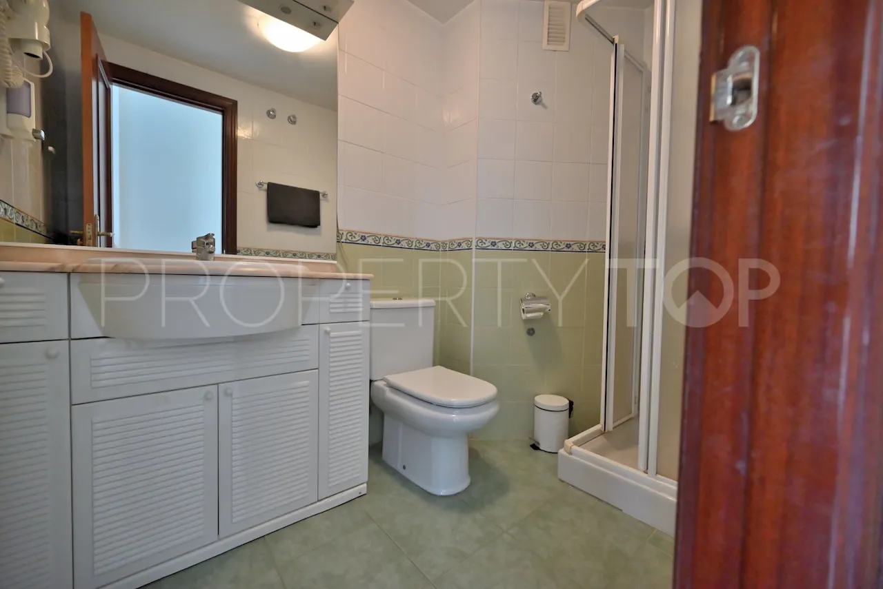 Apartment with 2 bedrooms for sale in La Carihuela