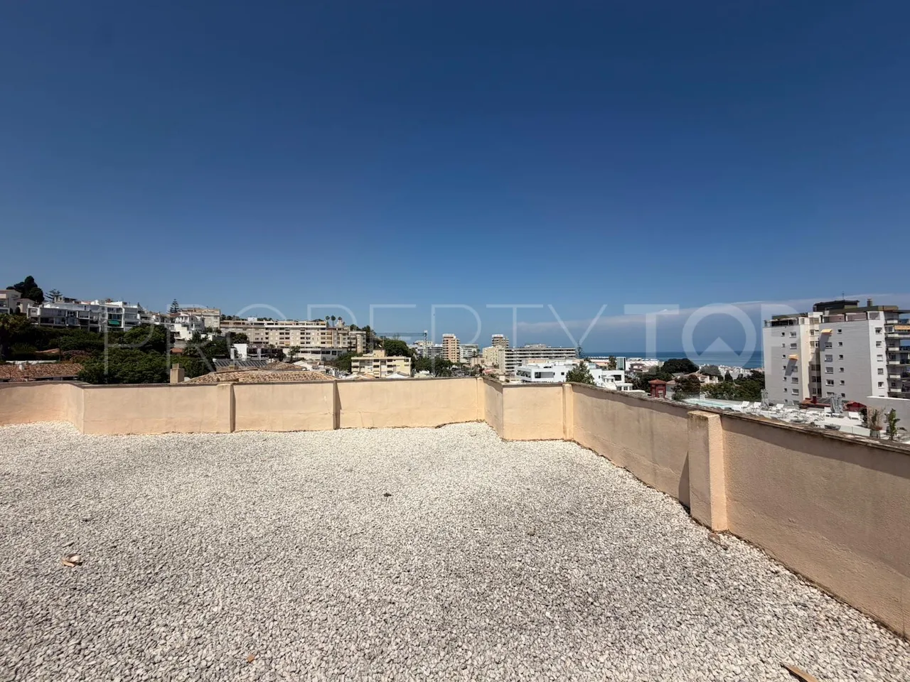 Apartment with 2 bedrooms for sale in La Carihuela