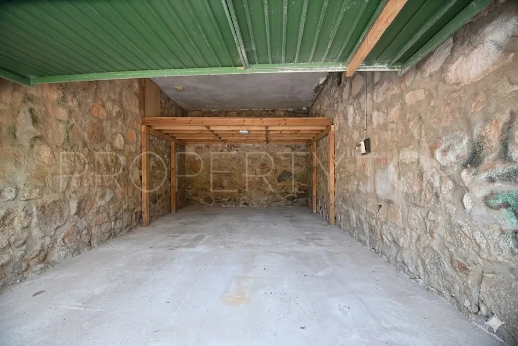 Calahonda, villa de 2 dormitorios en venta