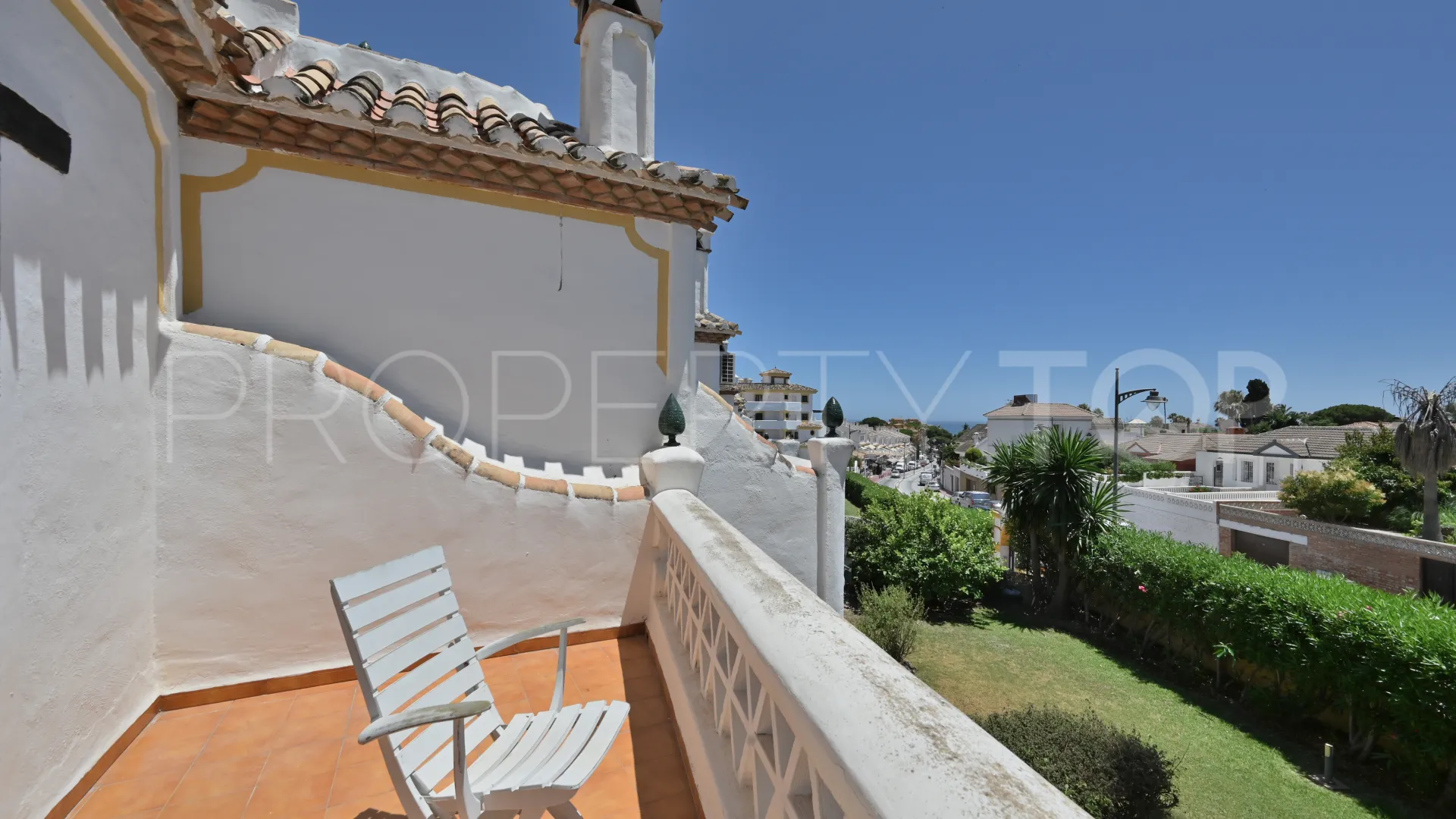 For sale town house in Calahonda