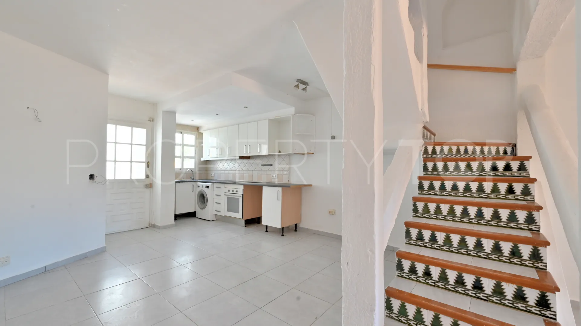 For sale town house in Calahonda