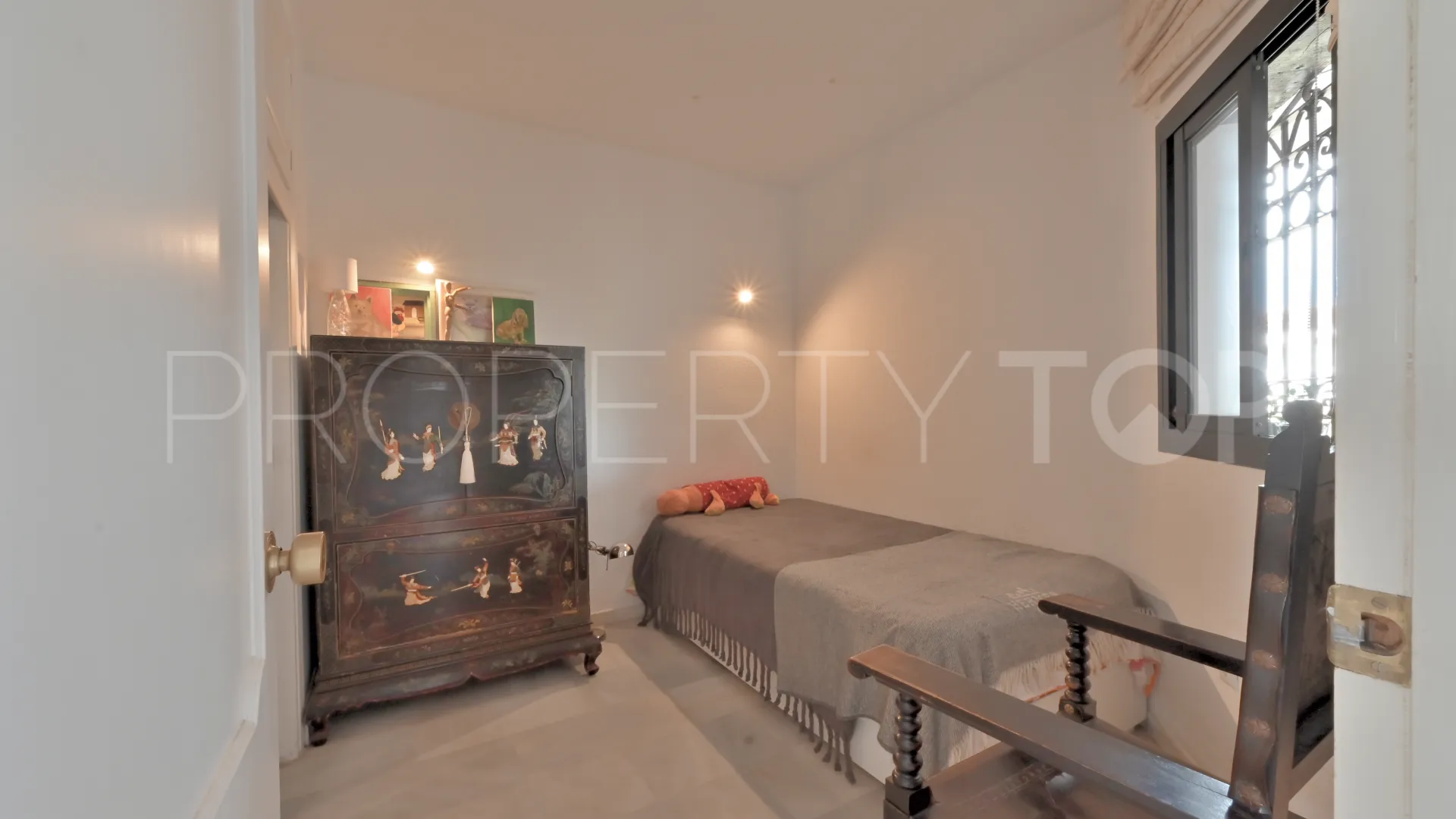 Apartamento a la venta en Calahonda de 2 dormitorios