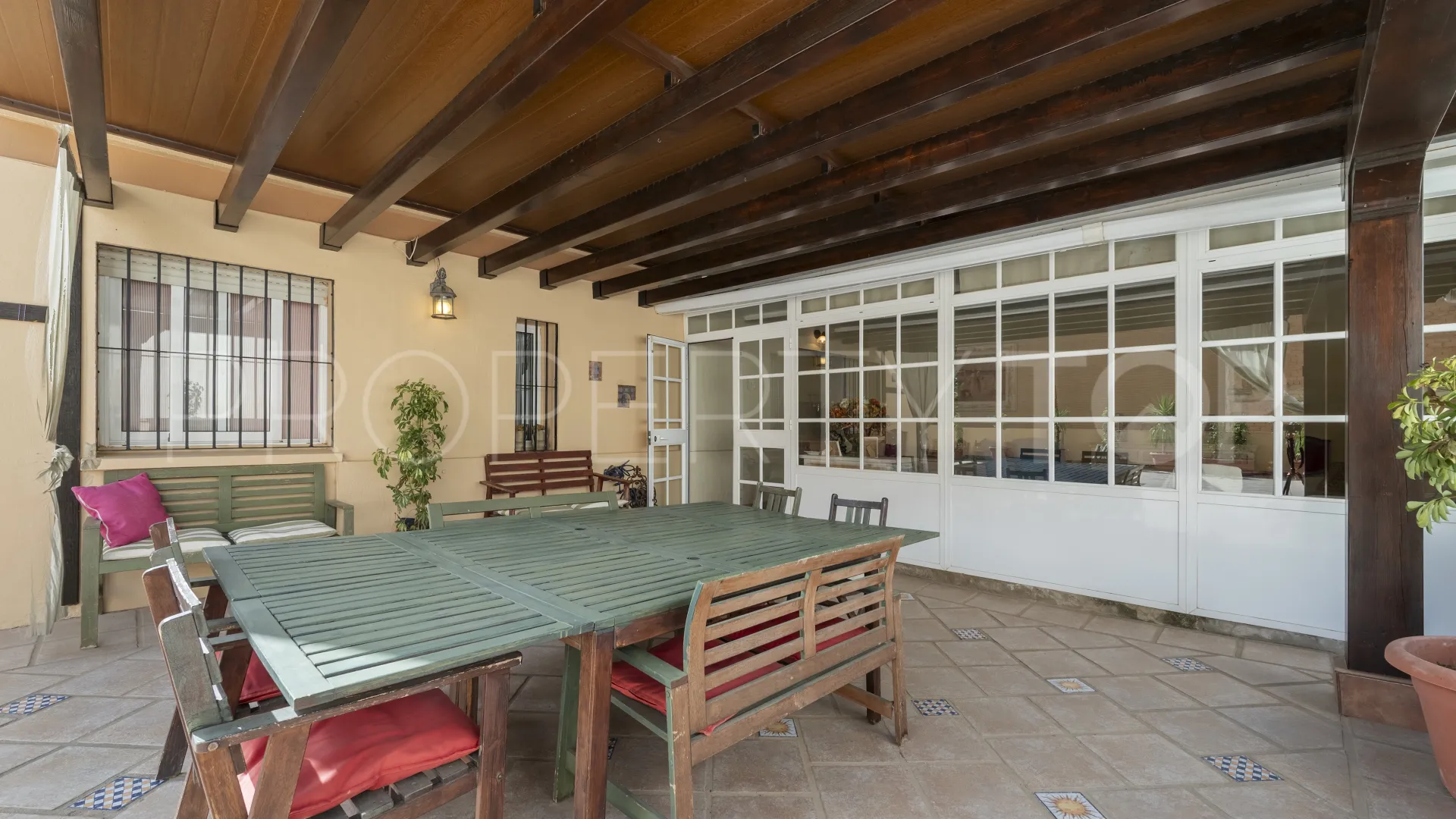 Buy apartment with 2 bedrooms in Los Boliches