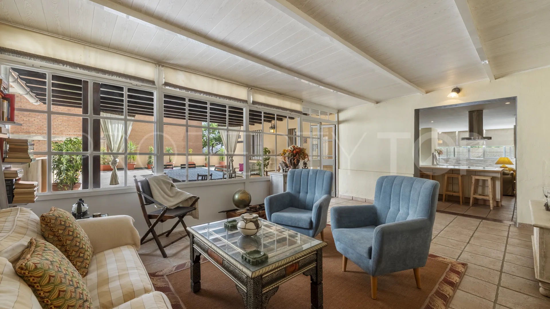Buy apartment with 2 bedrooms in Los Boliches