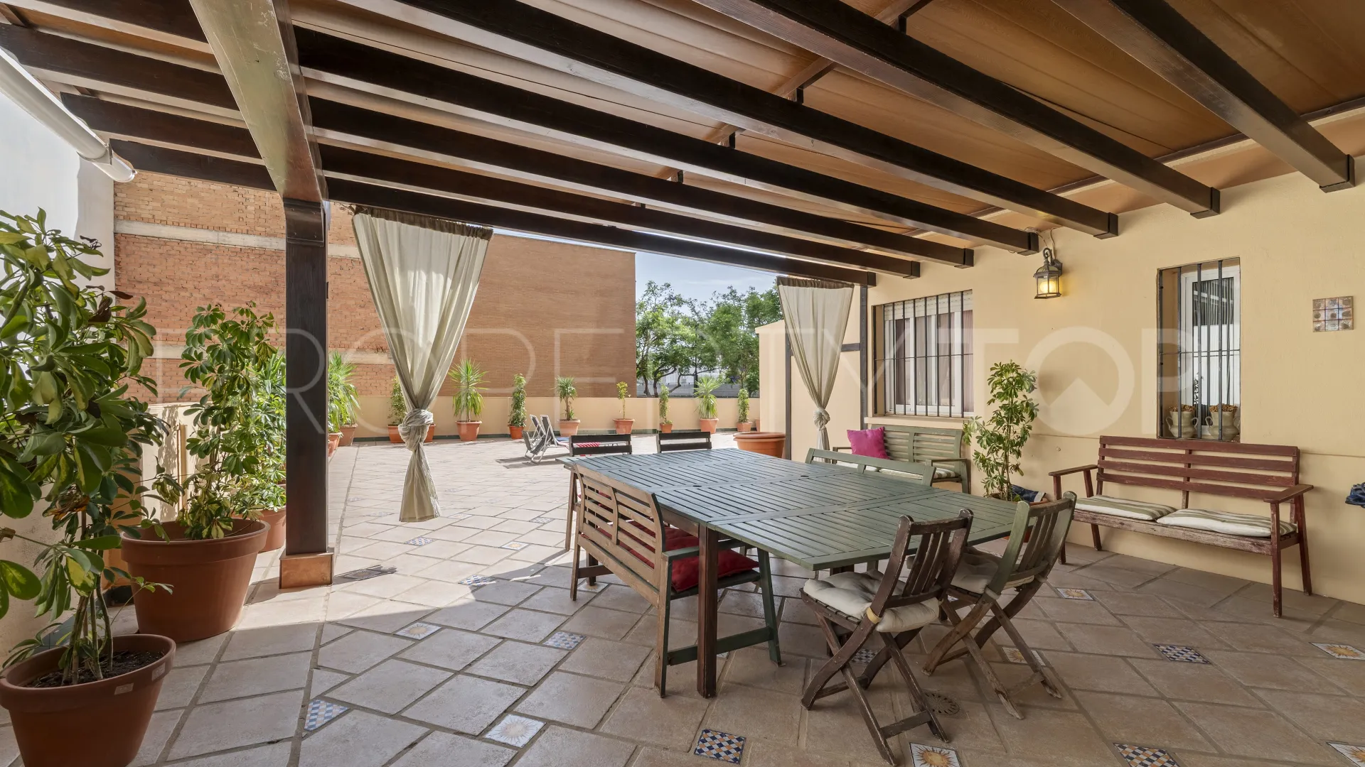 Buy apartment with 2 bedrooms in Los Boliches