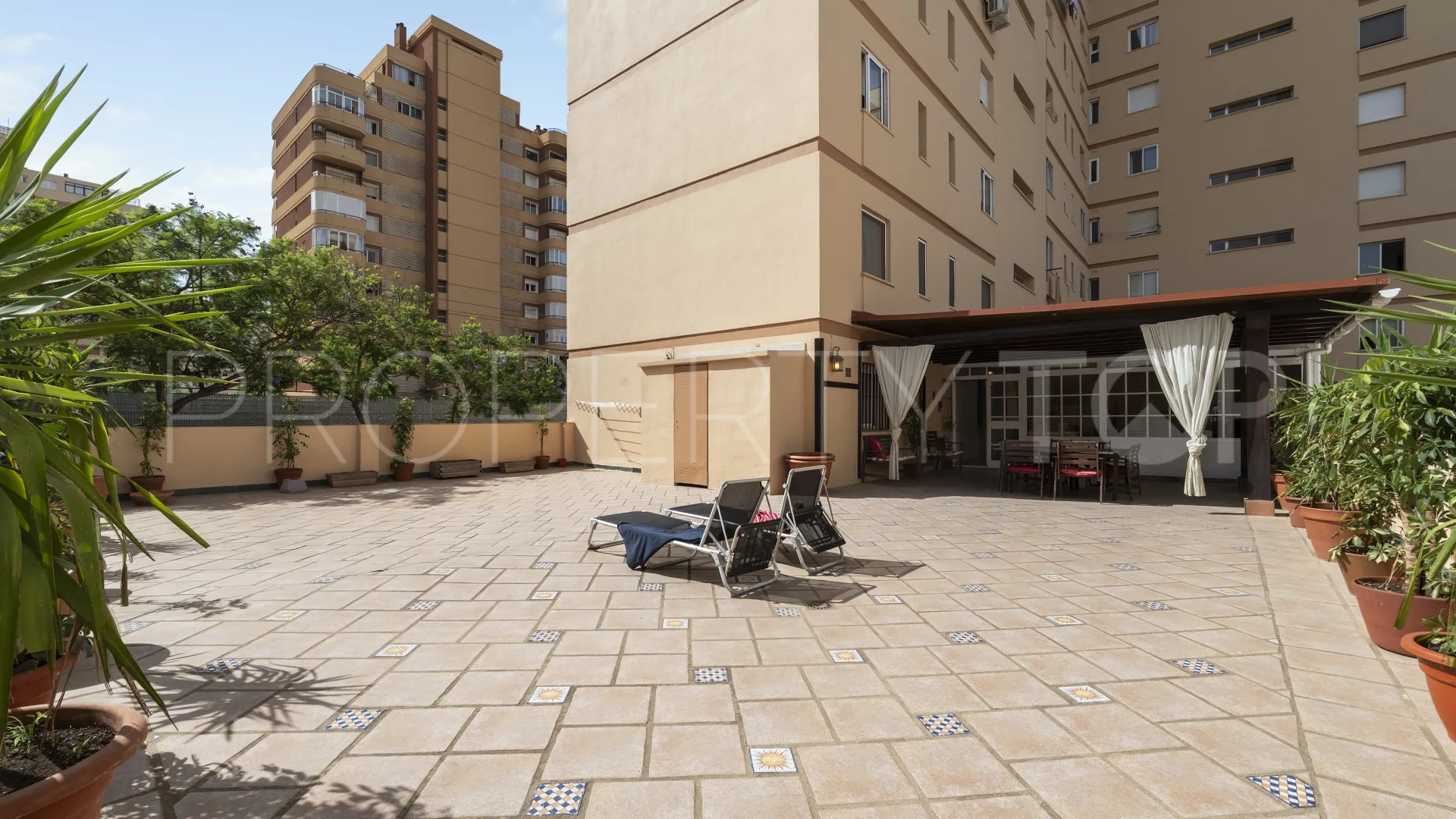 Buy apartment with 2 bedrooms in Los Boliches