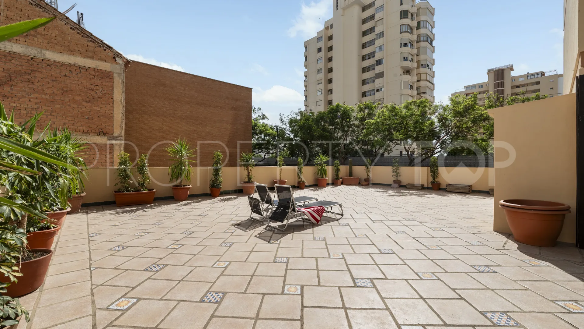 Buy apartment with 2 bedrooms in Los Boliches