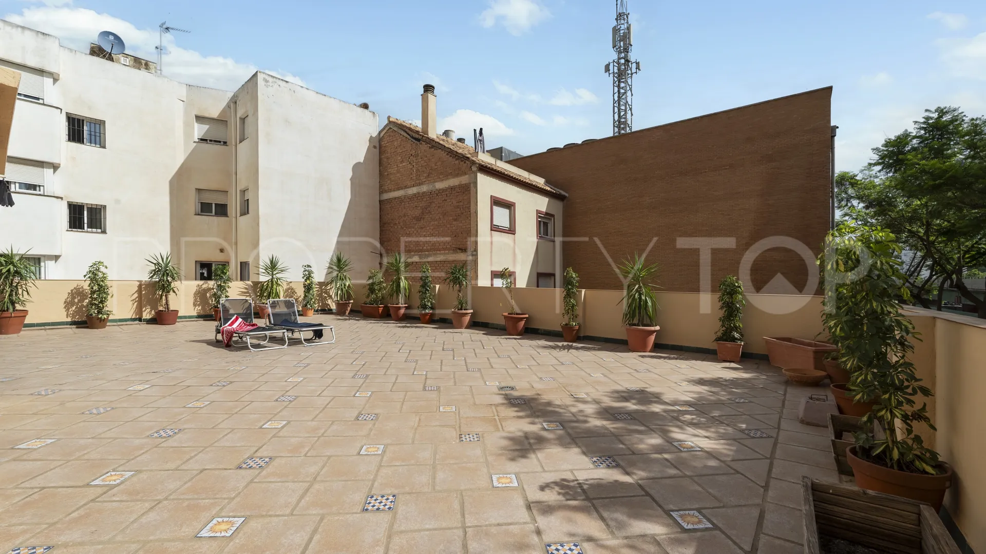 Buy apartment with 2 bedrooms in Los Boliches