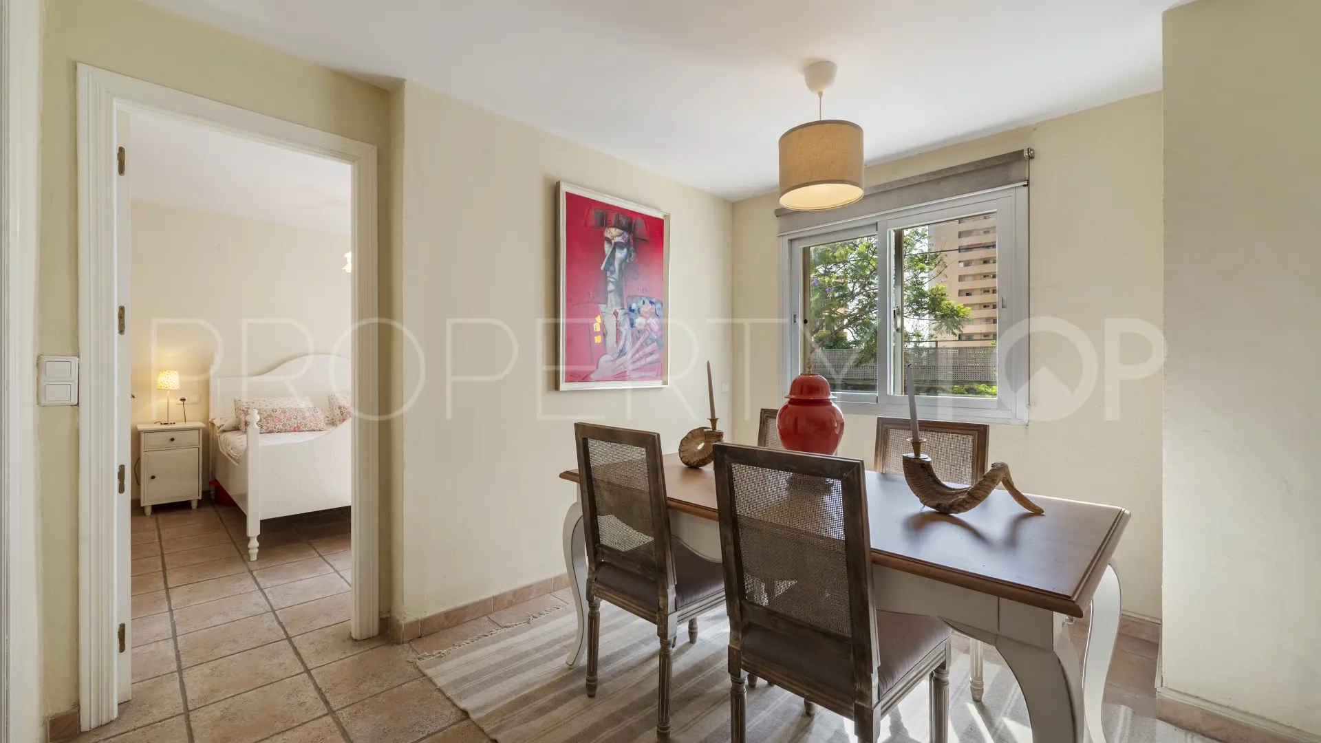 Buy apartment with 2 bedrooms in Los Boliches