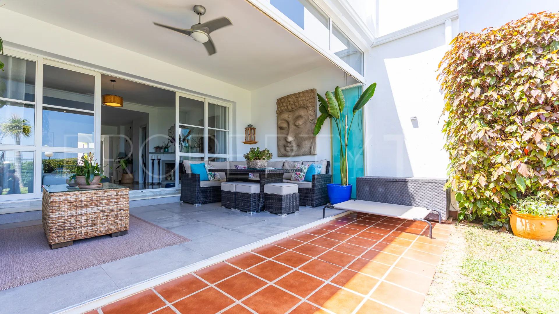 For sale Calahonda 4 bedrooms town house