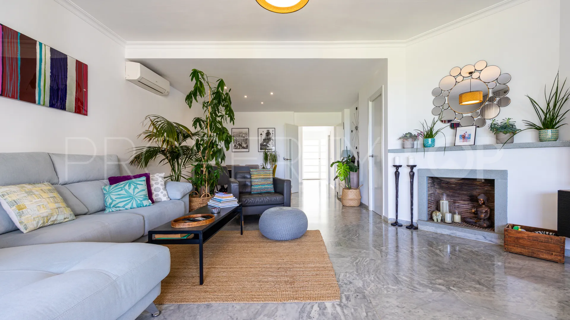 For sale Calahonda 4 bedrooms town house