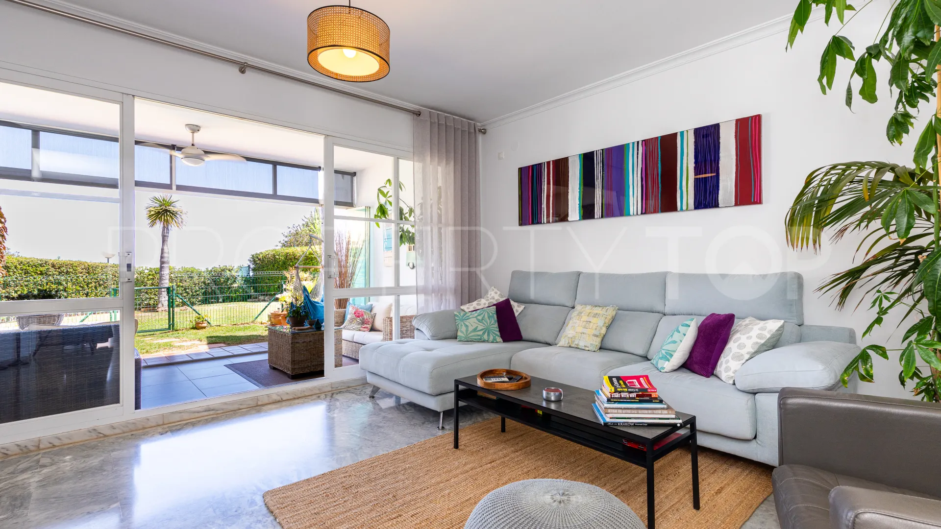 For sale Calahonda 4 bedrooms town house