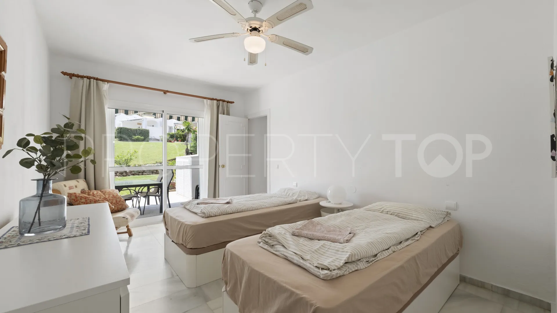 For sale 3 bedrooms villa in Calahonda