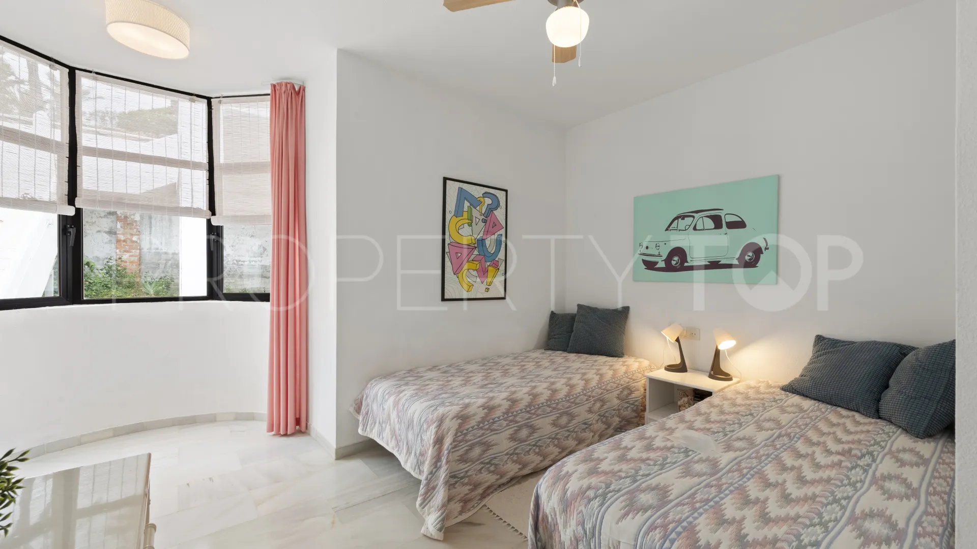 Town house for sale in Torrequebrada with 2 bedrooms