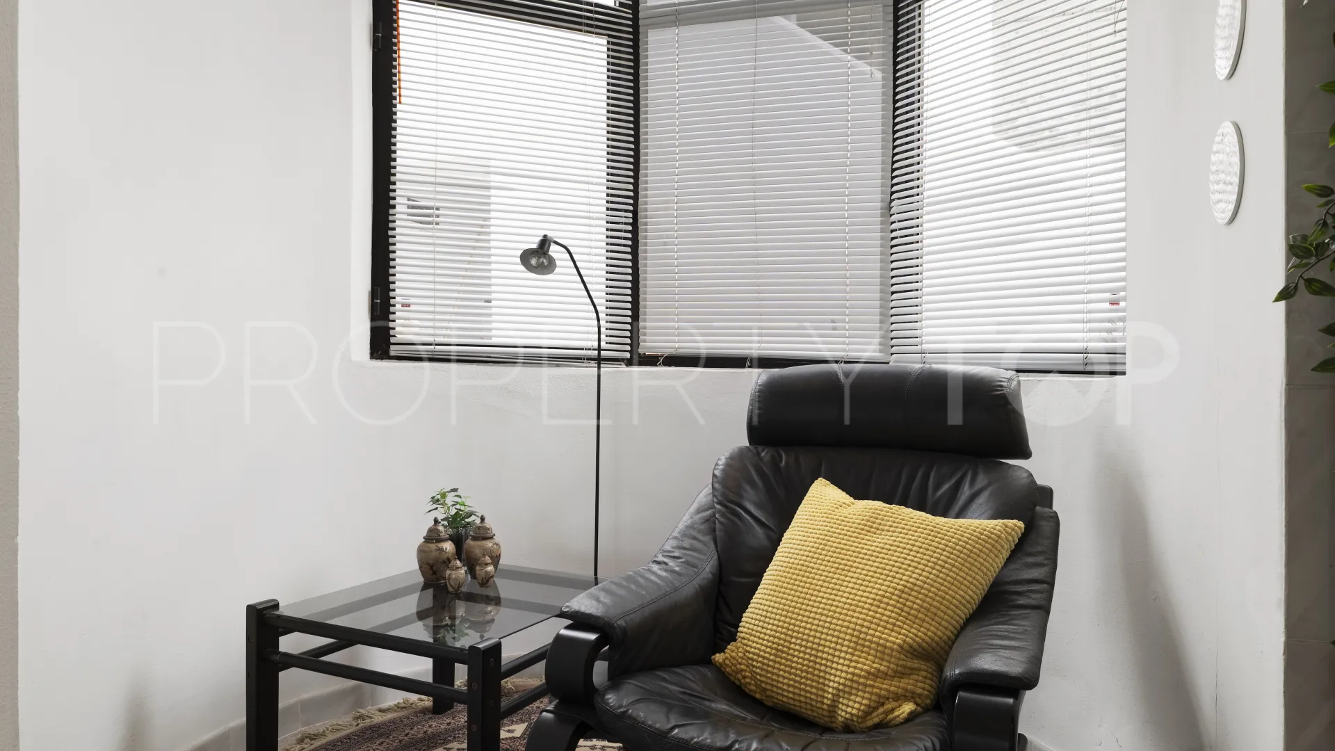 Town house for sale in Torrequebrada with 2 bedrooms