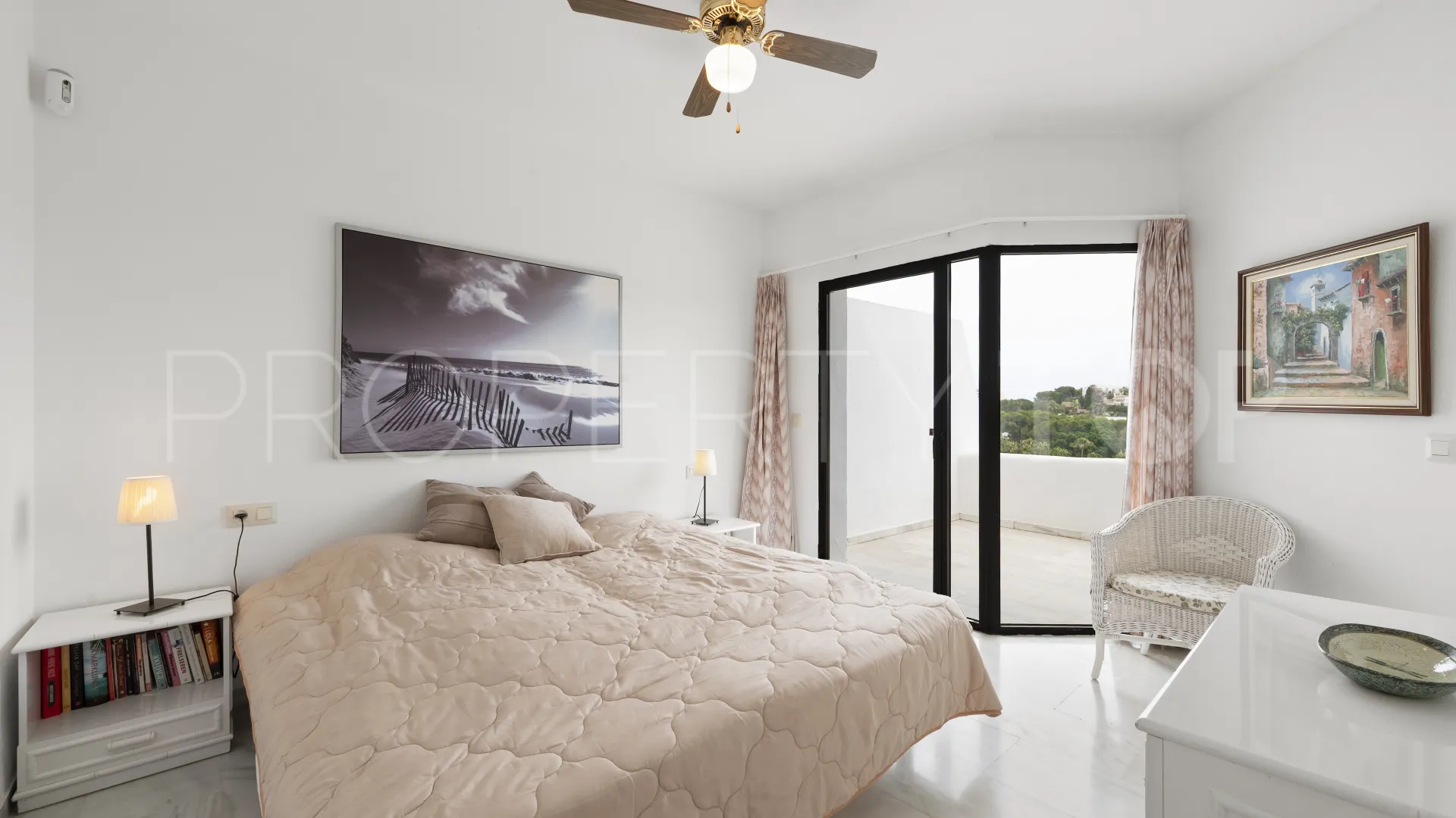 Town house for sale in Torrequebrada with 2 bedrooms