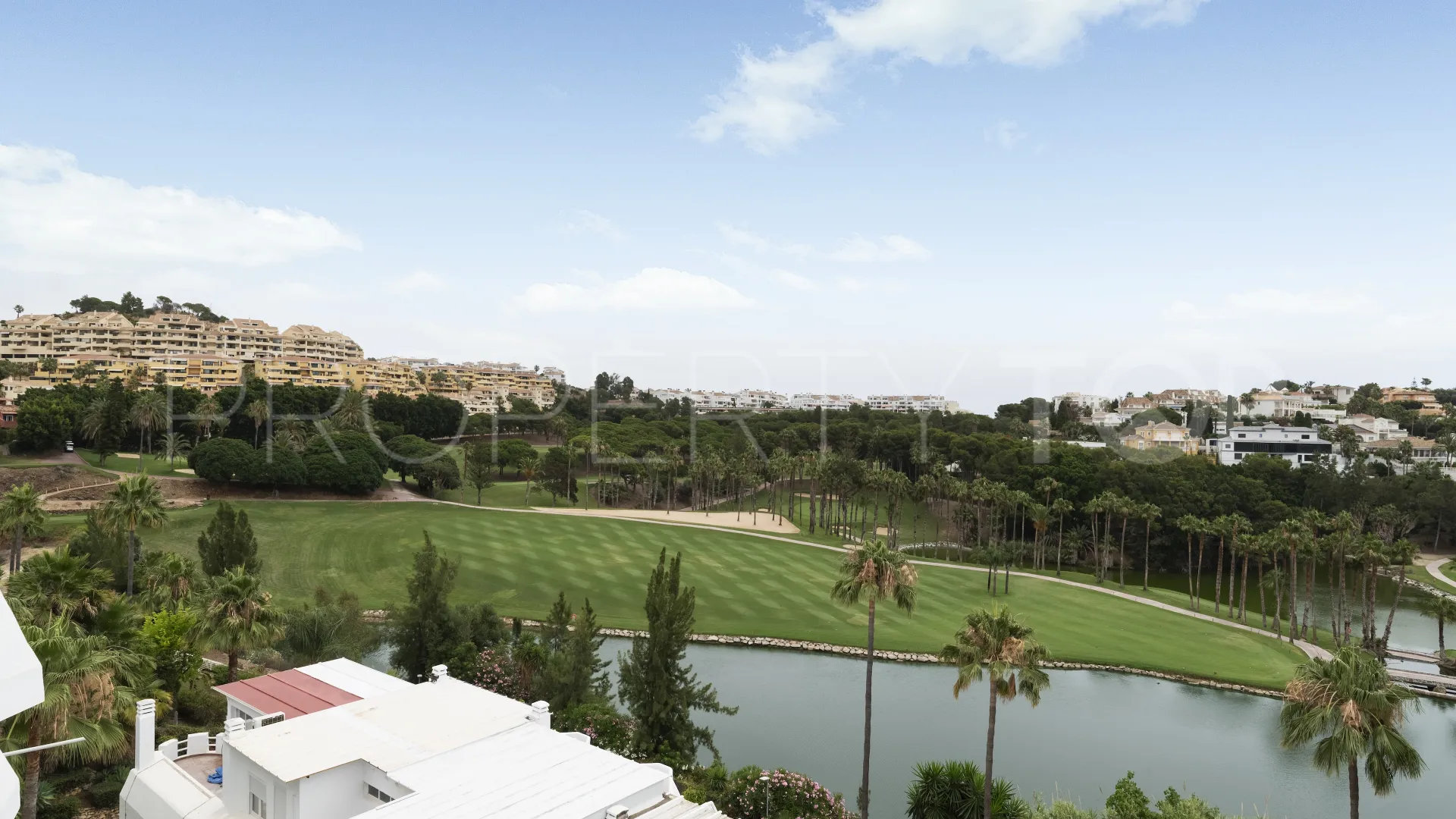 Town house for sale in Torrequebrada with 2 bedrooms