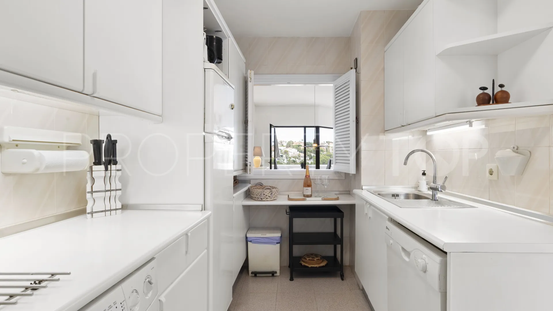 Town house for sale in Torrequebrada with 2 bedrooms
