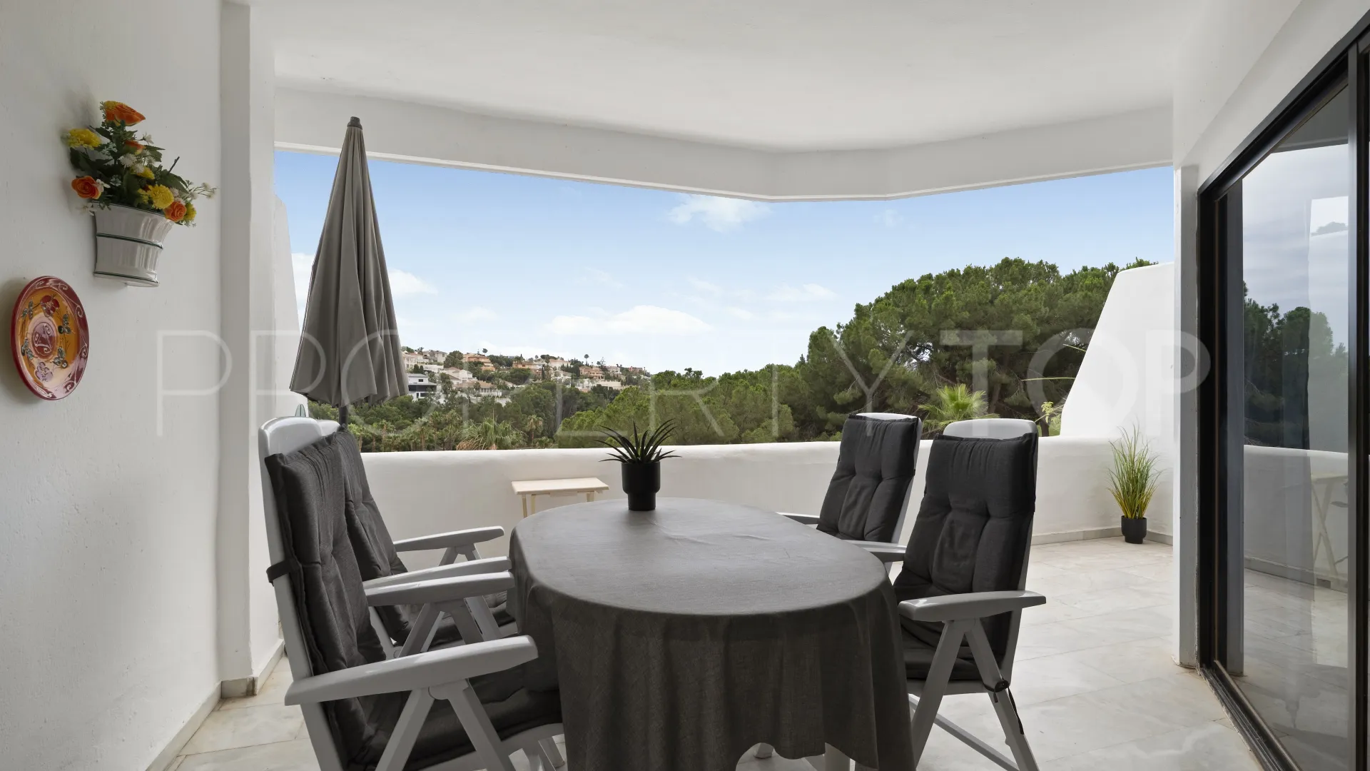 Town house for sale in Torrequebrada with 2 bedrooms