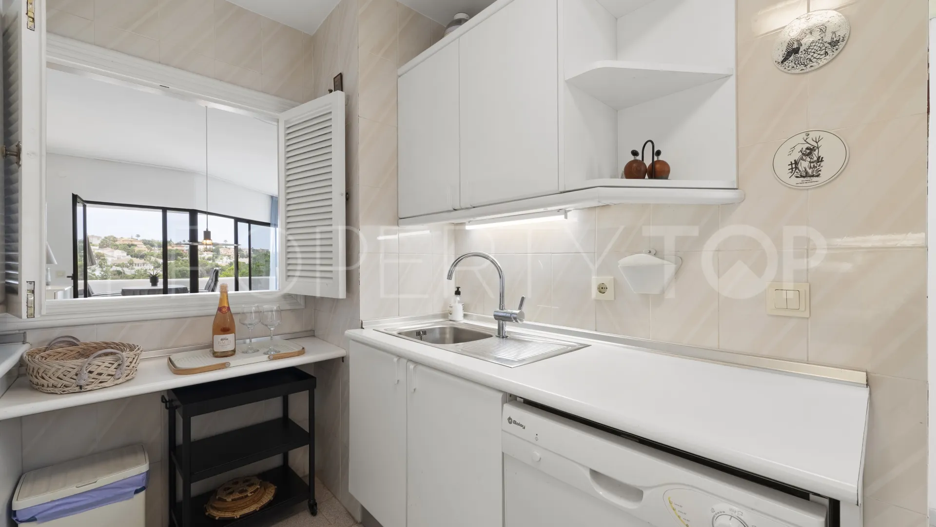 Town house for sale in Torrequebrada with 2 bedrooms