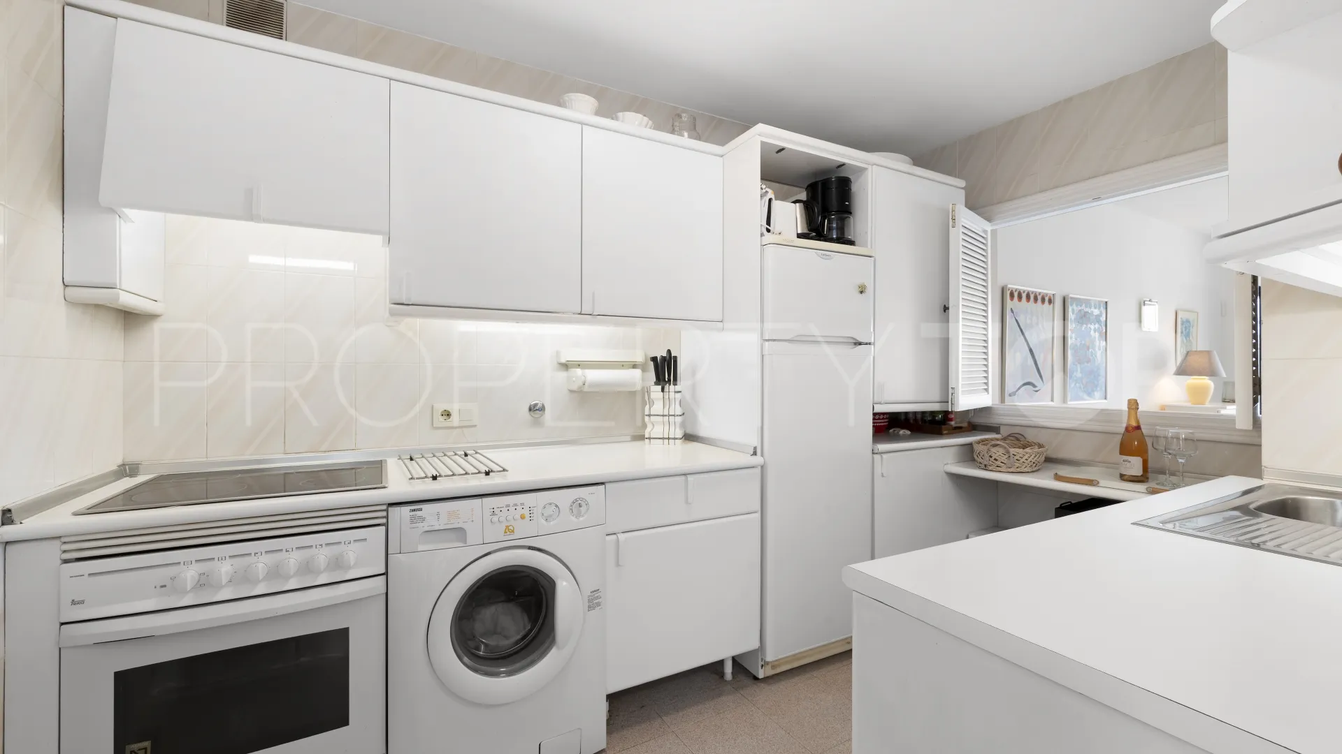 Town house for sale in Torrequebrada with 2 bedrooms