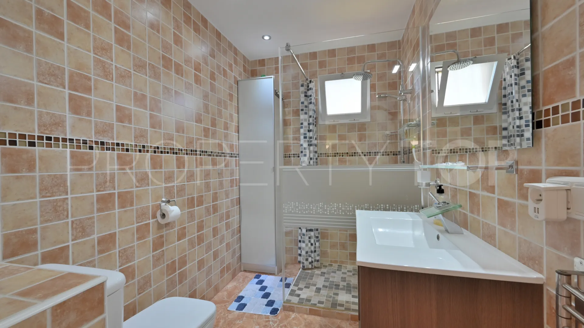 Calahonda, apartamento con 2 dormitorios en venta