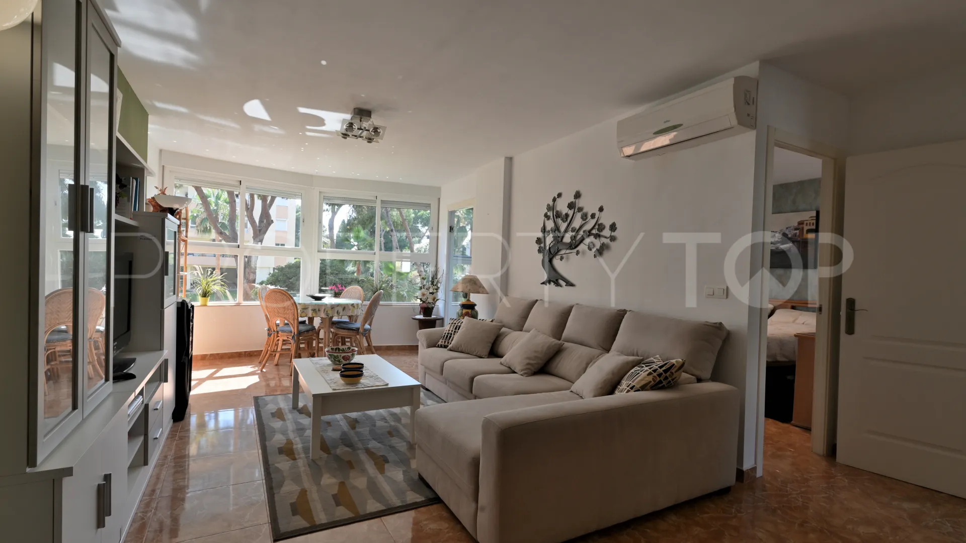Calahonda, apartamento con 2 dormitorios en venta