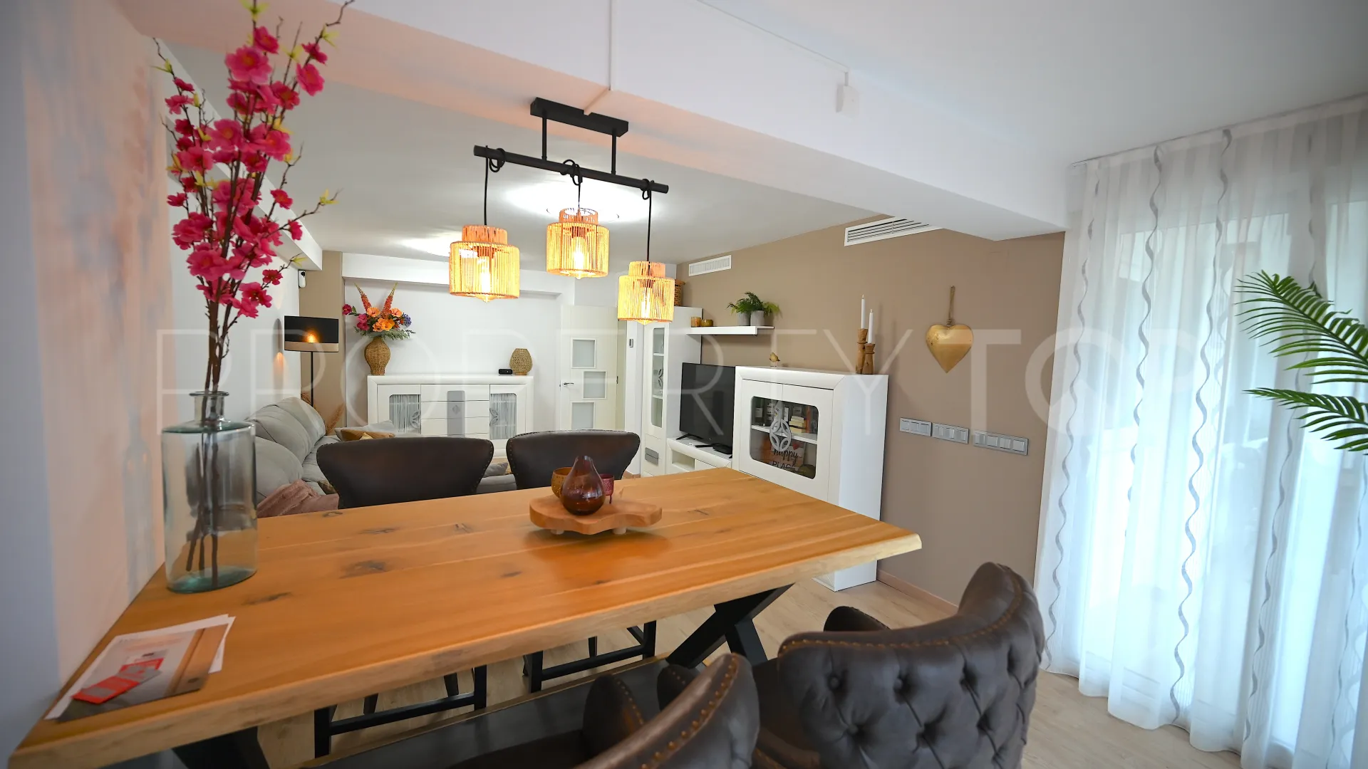 Apartment with 2 bedrooms for sale in La Carihuela