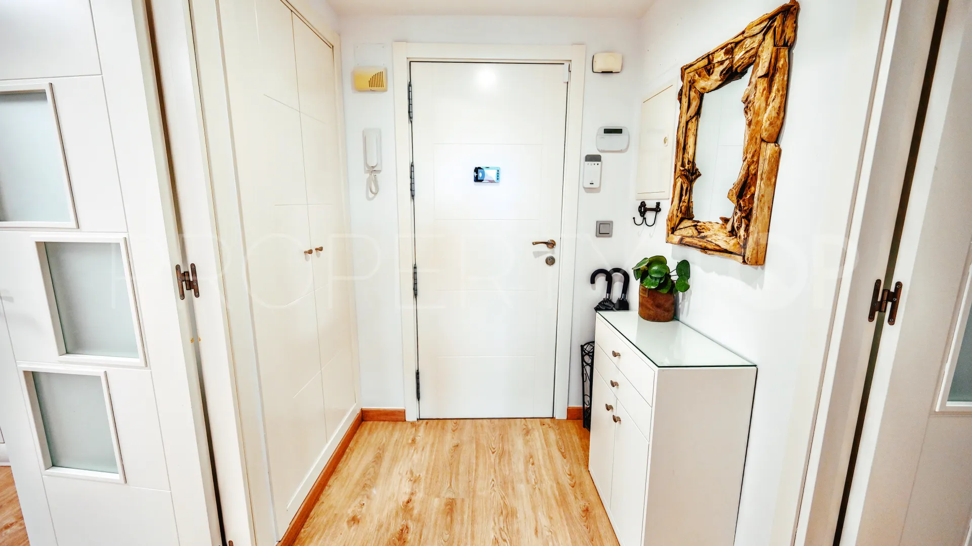 Apartment with 2 bedrooms for sale in La Carihuela