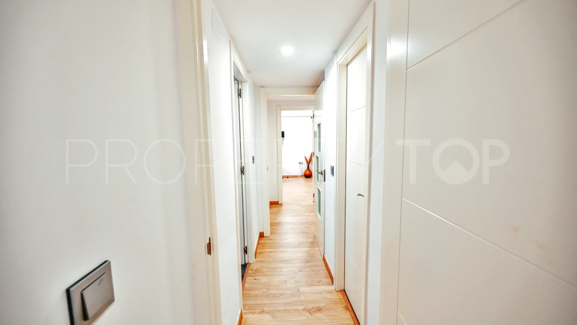 Apartment with 2 bedrooms for sale in La Carihuela