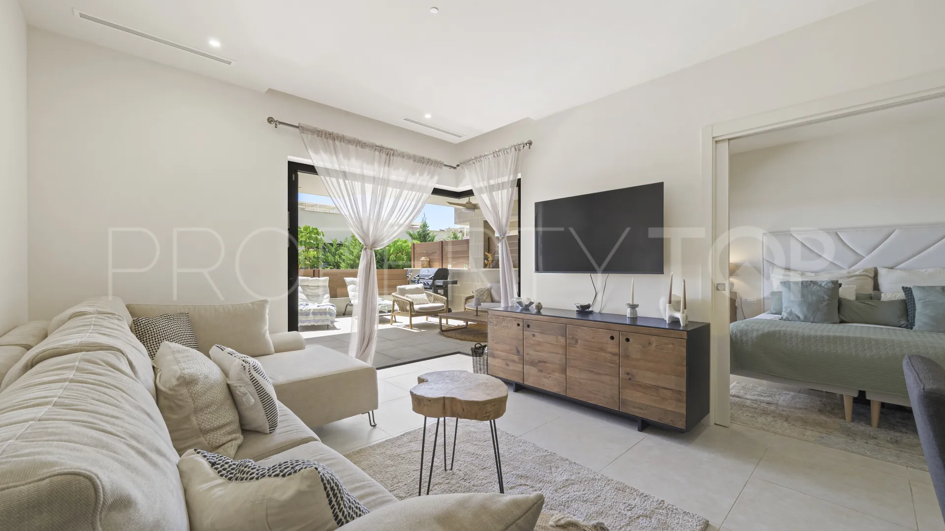 Cala de Mijas, apartamento planta baja en venta de 2 dormitorios